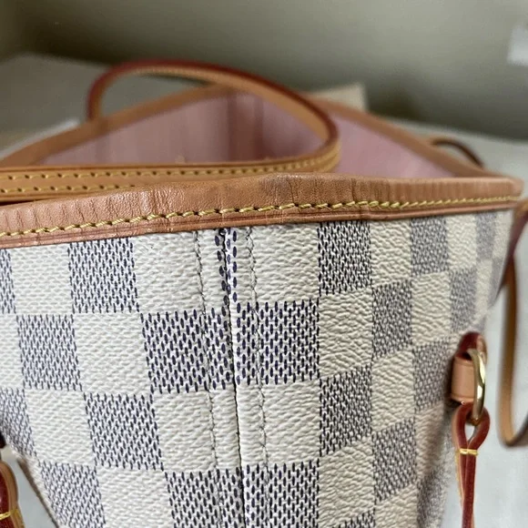 ❤️SOLD❤️ Louis Vuitton Neverfull MM in Damier Azur - Picture 6 of 10